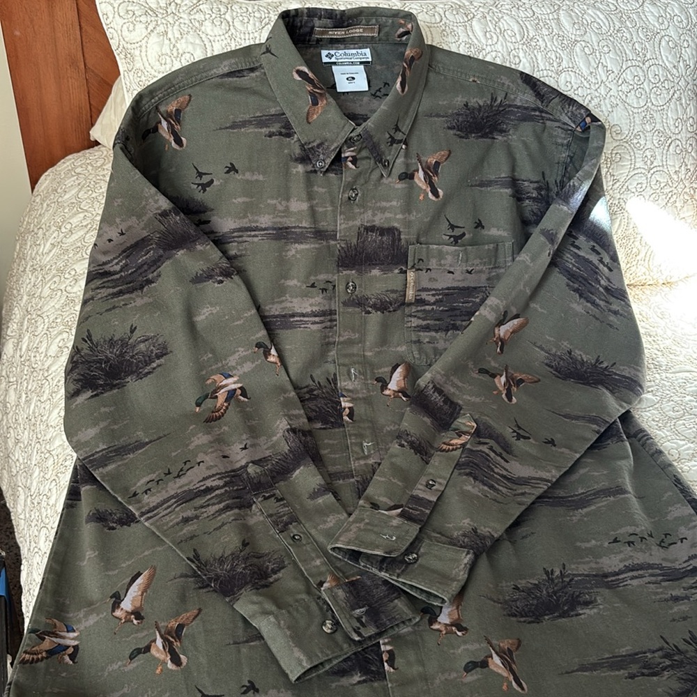 Columbia Camouflage heavy shirt